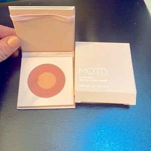 NWT MOTD blush duo in modern MAUVE